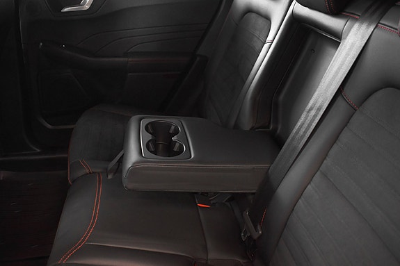 Ford Kuga 8 of 30