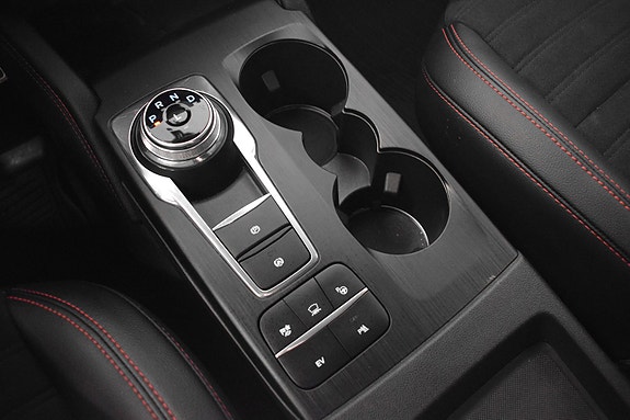 Ford Kuga 19 of 30