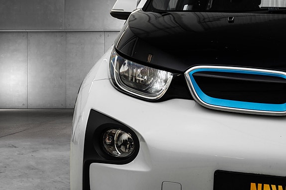 BMW i3 4 of 26