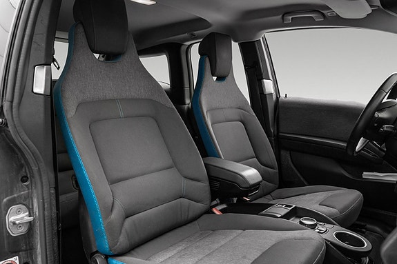 BMW i3 10 of 26
