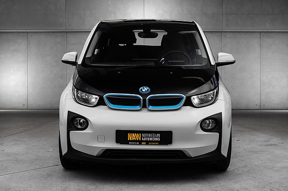 BMW i3 3 of 26