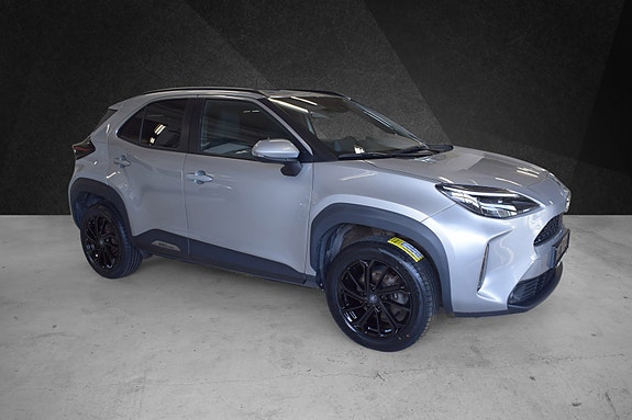Toyota Yaris Cross 3 of 27