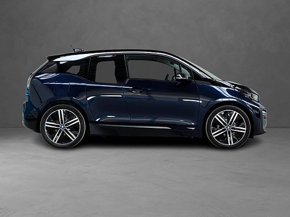 BMW i3 6 of 30