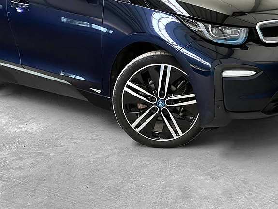 BMW i3 4 of 30
