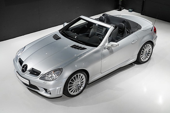 Mercedes-Benz SLK55 21 of 30