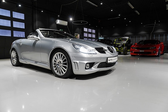 Mercedes-Benz SLK55 17 of 30