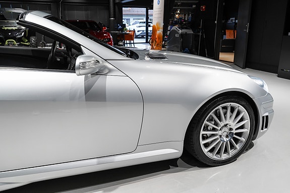 Mercedes-Benz SLK55 15 of 30