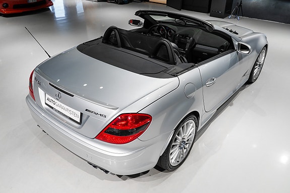 Mercedes-Benz SLK55 13 of 30