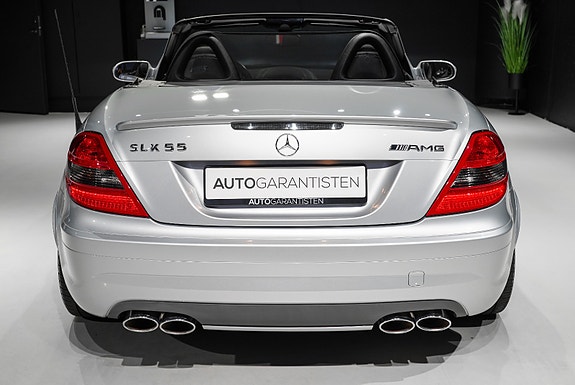 Mercedes-Benz SLK55 9 of 30