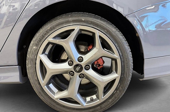 Ford Focus 14 of 14