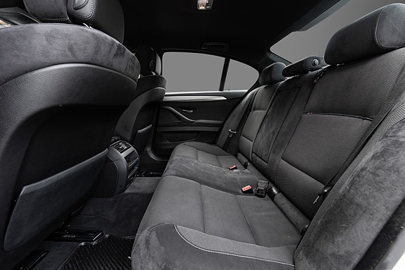 BMW 520d 14 of 30