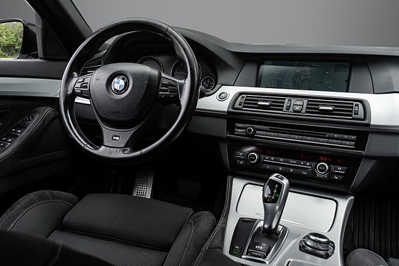 BMW 520d 16 of 30