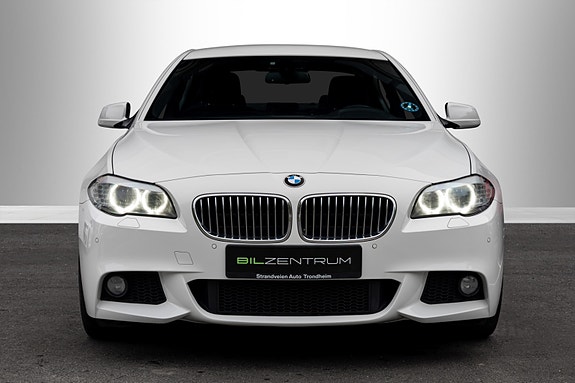 BMW 520d 3 of 30