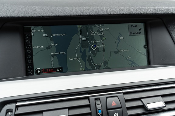 BMW 520d 25 of 30