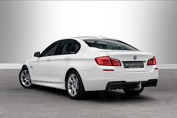 BMW 520d 2 of 30