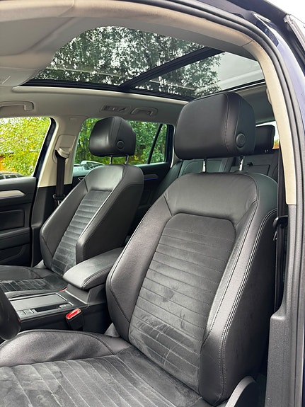 Volkswagen Passat 18 of 20