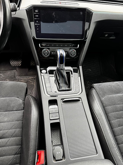 Volkswagen Passat 15 of 20
