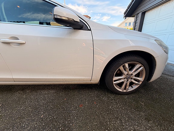 Volvo V60 6 of 21