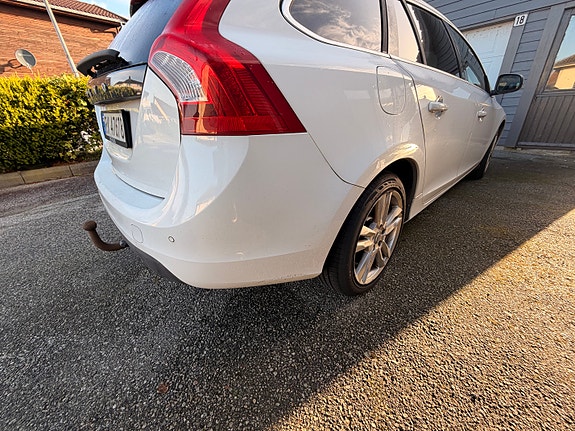 Volvo V60 7 of 21