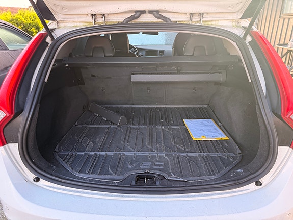 Volvo V60 15 of 21