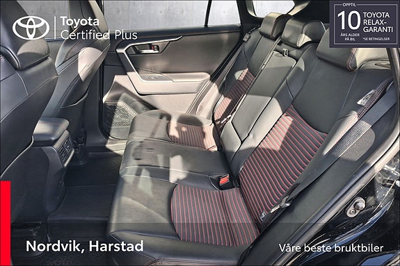 Toyota RAV4 17 of 21