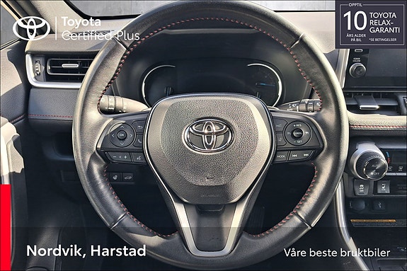 Toyota RAV4 13 of 21