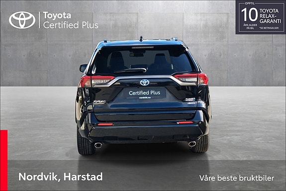Toyota RAV4 4 of 21