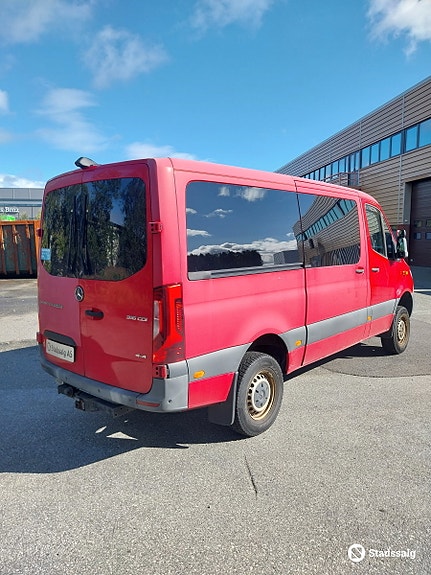 Mercedes-Benz Sprinter 5 of 10