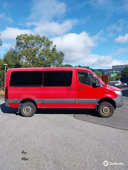 Mercedes-Benz Sprinter 6 of 10
