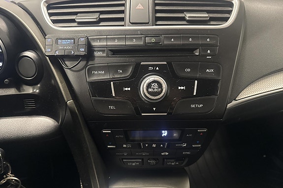 Honda Civic 12 of 24