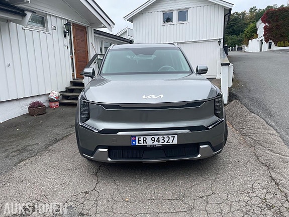 Kia EV9 2 of 30