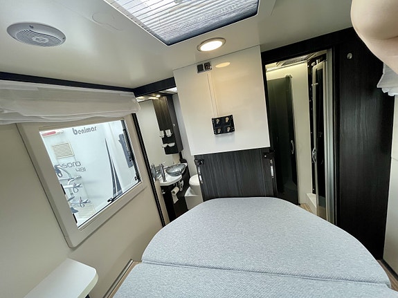 Benimar MILEO 294 //  2018 AUTOMAT – QUEENSBED | SENKESENG | SOLCELLE | SEPARAT DUSJ 23 of 29