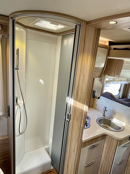 Hymer T 598 GL 2019 – AUTOMAT | SOLCELLE | LITHIUM | SENKESENG 19 of 28