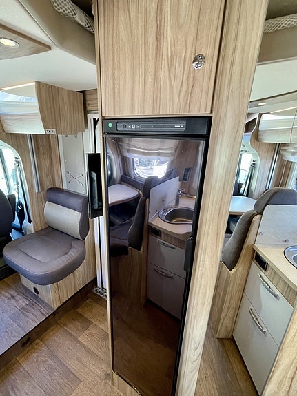 Hymer T 598 GL 2019 – AUTOMAT | SOLCELLE | LITHIUM | SENKESENG 13 of 28