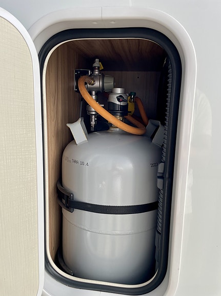 Hymer T 598 GL 2019 – AUTOMAT | SOLCELLE | LITHIUM | SENKESENG 24 of 28