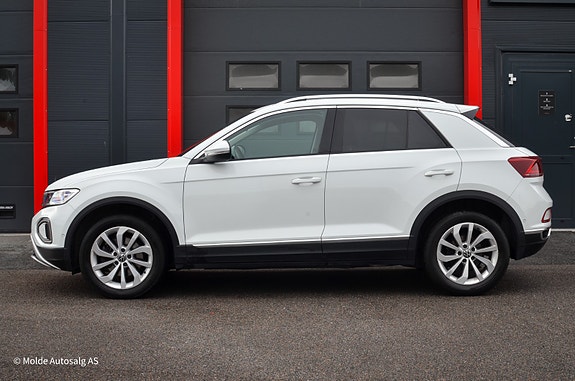 Volkswagen T-Roc 5 of 30