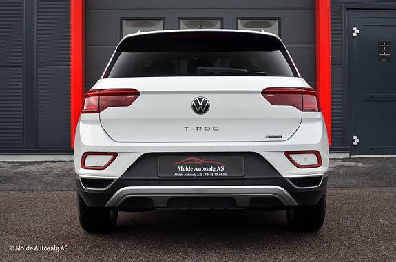 Volkswagen T-Roc 7 of 30