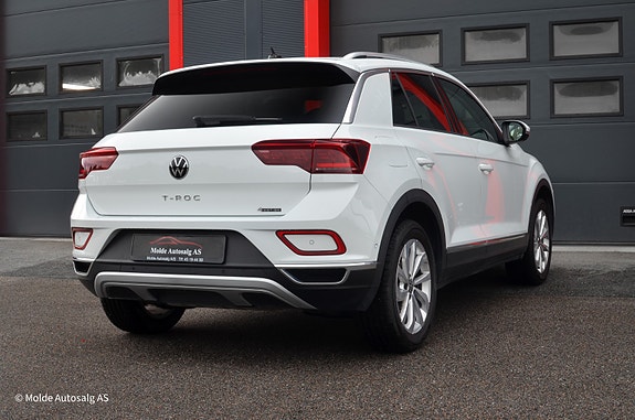 Volkswagen T-Roc 11 of 30