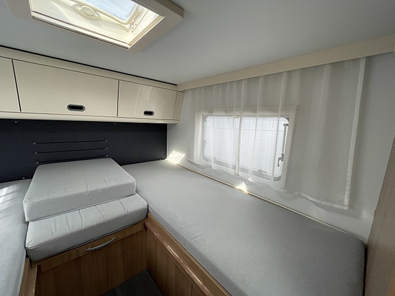 Sun Living S-Series S 75 SL 18 of 30