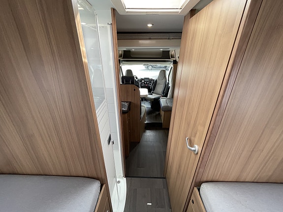 Sun Living S-Series S 75 SL 24 of 30