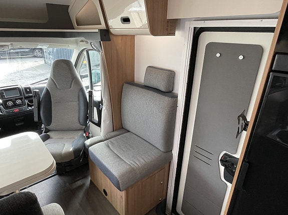 Sun Living S-Series S 75 SL 7 of 30