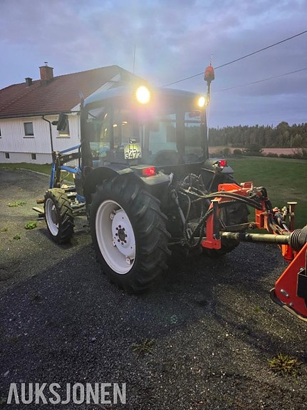 New Holland TN65 13 of 27