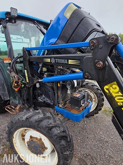 New Holland TN65 23 of 27