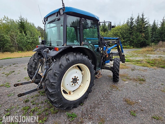 New Holland TN65 8 of 27