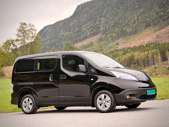 Nissan e-NV200 4 of 30