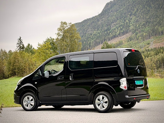 Nissan e-NV200 9 of 30