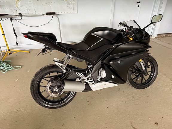 Yamaha YZF-R 125 9 of 9