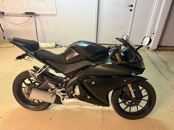 Yamaha YZF-R 125 4 of 9