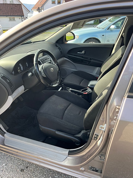 Kia Ceed 6 of 10