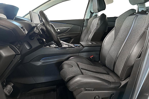 Peugeot 5008 8 of 17